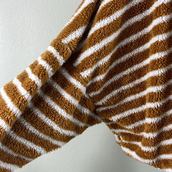 Free People brown and white stripe fuzzy long sleeve sweater size medium - Picture 4 of 9